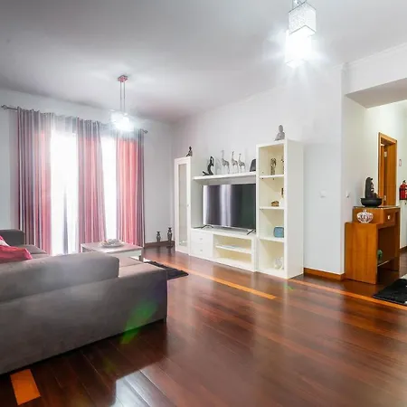 Village Lobos Flat * Камара-де-Лобуш