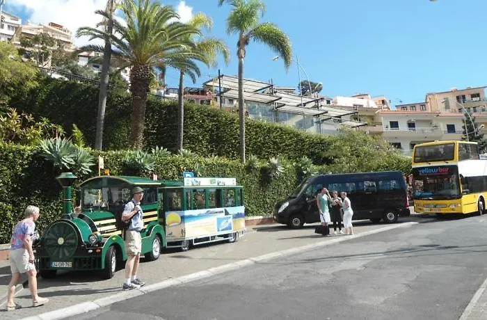 Village Lobos Flat Apartmán