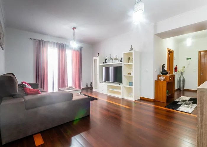 Village Lobos Flat * Câmara de Lobos